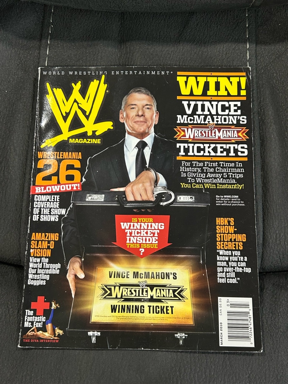 WWE magazine - March 2010